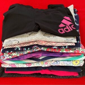 Bundle of 11 - Girls Leggings
Size 12 month